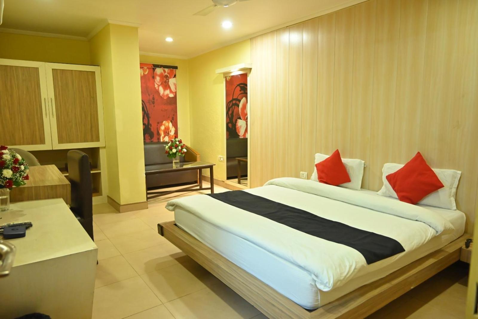Hotel K D Palace كانبور المظهر الخارجي الصورة